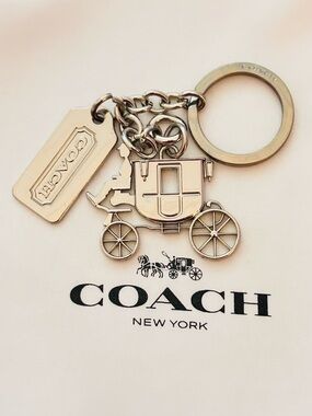 RARE Coach Y2K 1941 Horse and Carriage Keychain/ Bag Charm